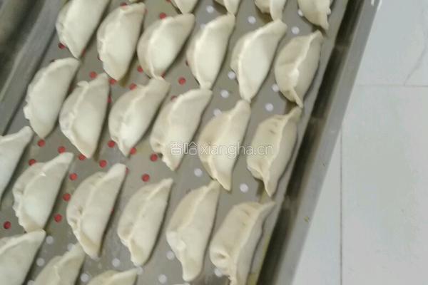 烫面冬瓜蒸饺的做法图解8