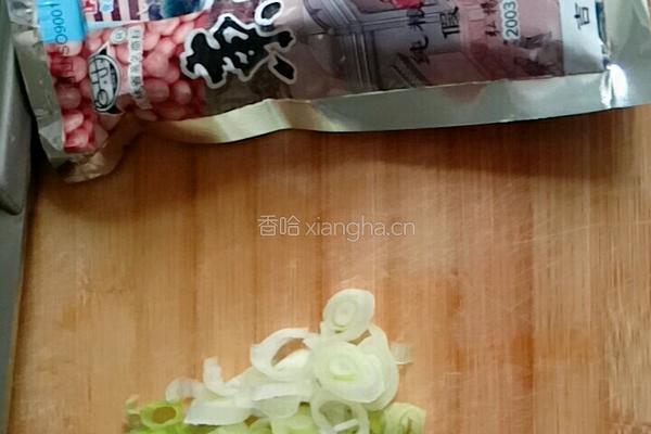 大酱炒豆腐的做法图解1