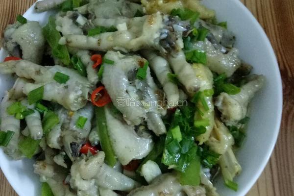 青红椒炒鸡脚