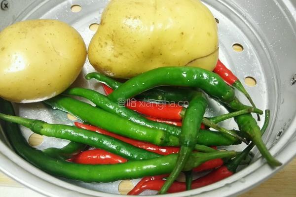 爆炒土豆丝的做法图解1