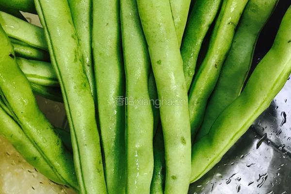 干煸四季豆的做法图解1