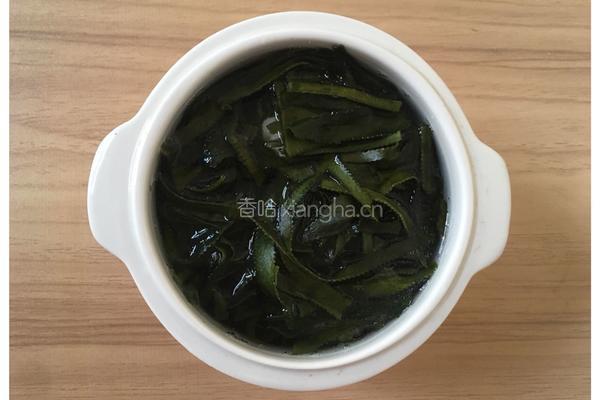 家常海带排骨汤的做法图解7