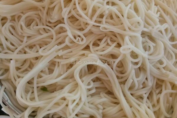 酸豆角炒面的做法图解4