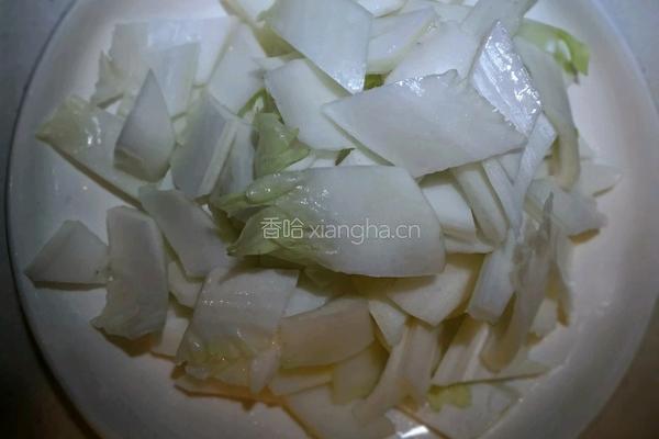 小炒回锅白菜的做法图解3