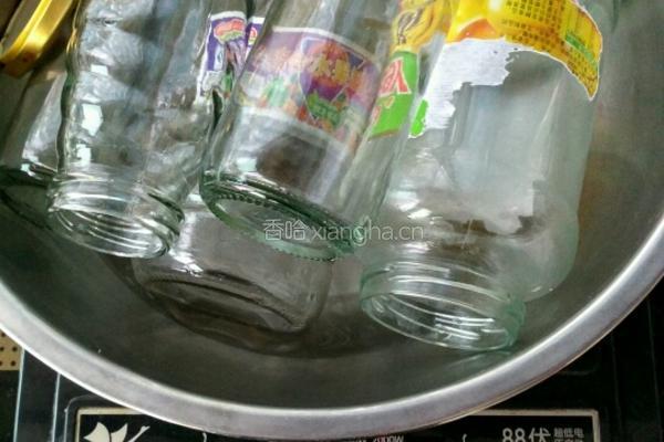 山楂红枣银耳罐头的做法图解5