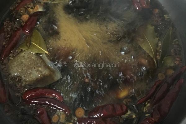 卤猪耳的做法图解3