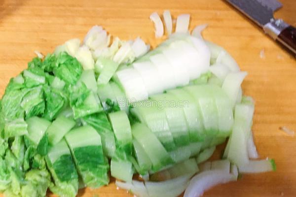 白菜蚬子猪肉馅饺子的做法图解4