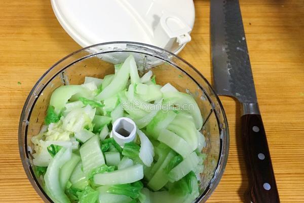 白菜蚬子猪肉馅饺子的做法图解5