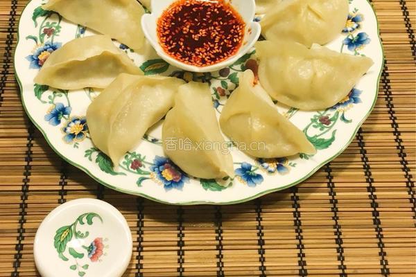 白菜蚬子猪肉馅饺子的做法图解13