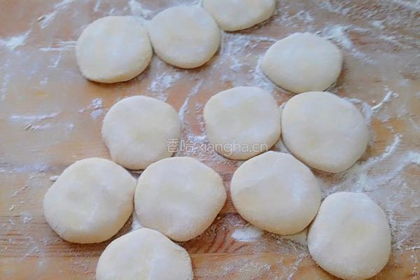 玉米面发面蒸饺的做法图解10