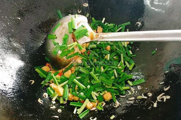 虾皮豆腐炒蛋的做法图解8