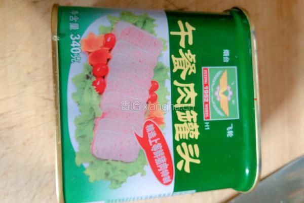 酥炸午餐肉的做法图解1