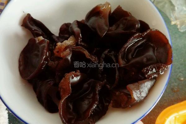 腊肉煲仔饭的做法图解6