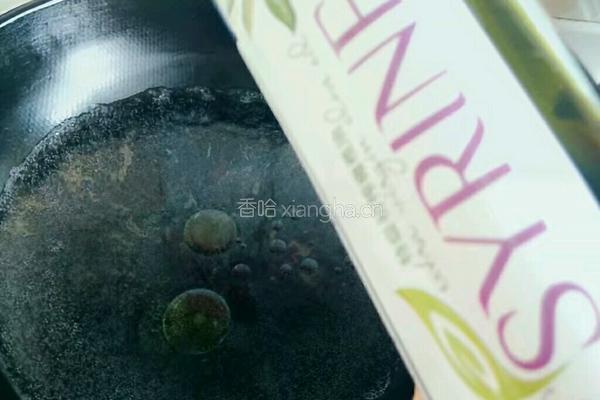 金枪鱼饭卷的做法图解4