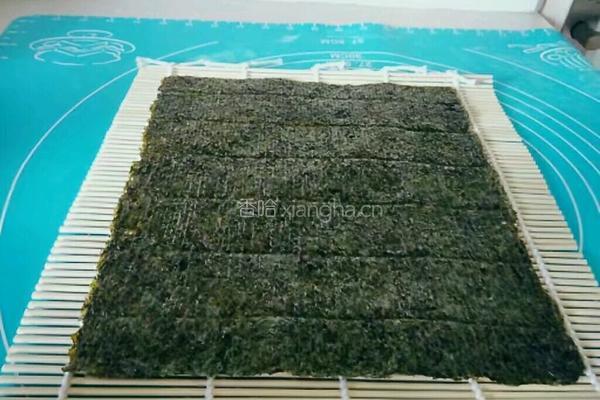 金枪鱼饭卷的做法图解13