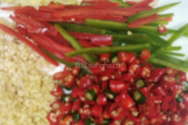 干煸野菌的做法图解2