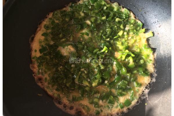 青椒蛋饼的做法图解7