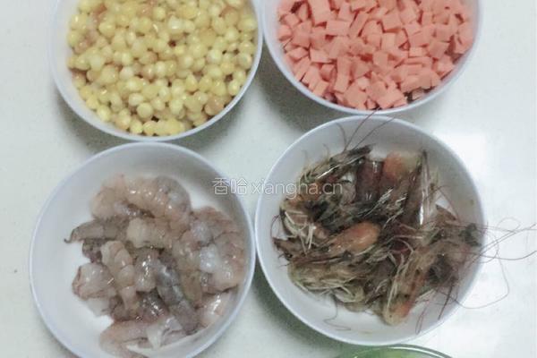 绝味八宝炒饭的做法图解1