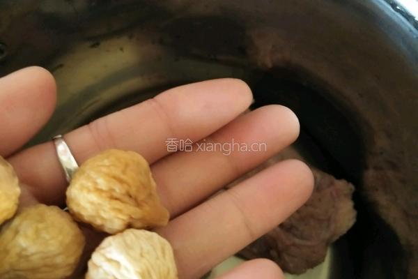无花果冬瓜筒骨汤的做法图解6
