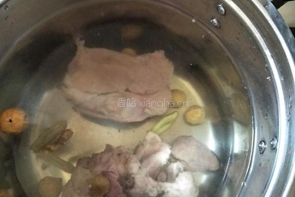 无花果冬瓜筒骨汤的做法图解7