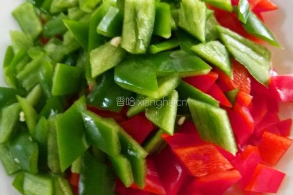 滑炒鱼米的做法图解2