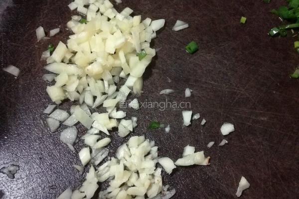凉拌无刺鲫鱼的做法图解5