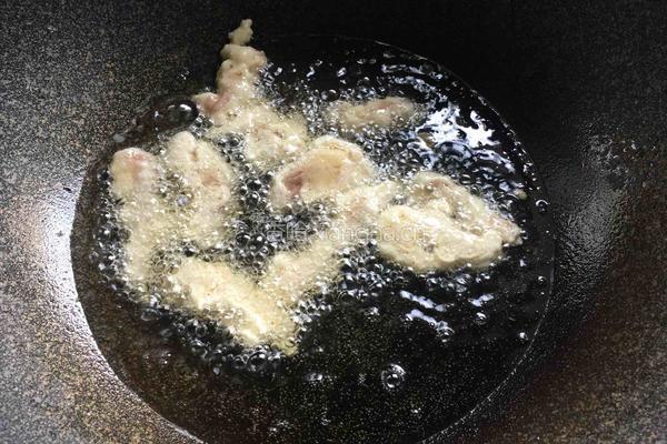 糖醋里脊的做法图解4