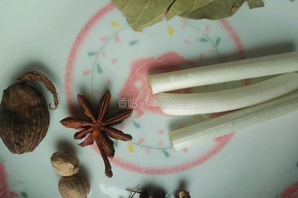 莲藕炖排骨的做法图解6