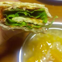 鸡蛋灌饼的做法[图]
