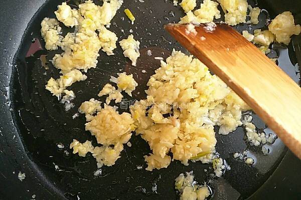 蒜蓉秋葵的做法图解10