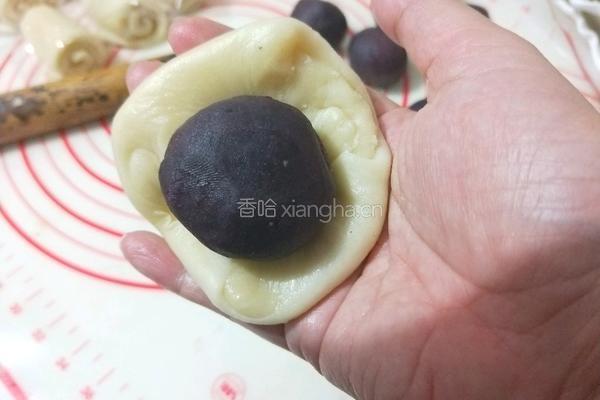 紫薯蛋黄酥的做法图解16