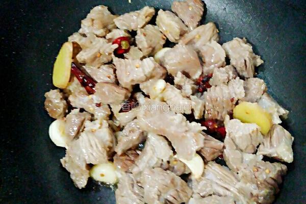 土豆炖牛腩的做法图解7