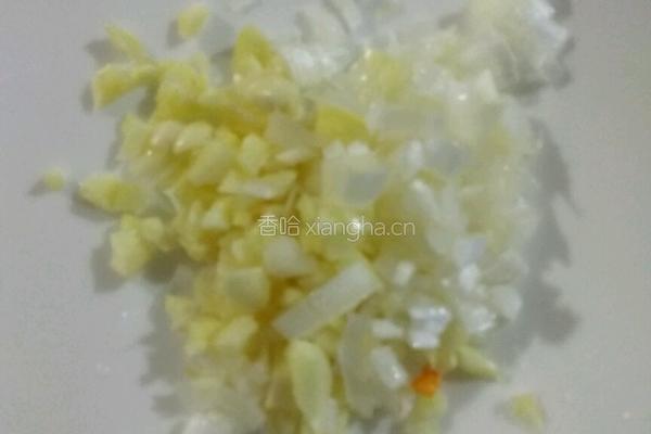 孜然芝麻炒肉丝的做法图解1