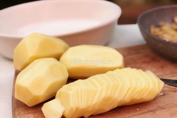土豆蘑菇派的做法图解7