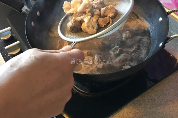 红烧胡萝卜牛肉的做法图解4