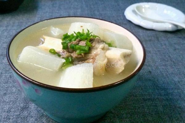 白萝卜炖筒子骨汤的做法图解9