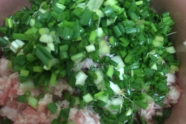香菇青菜猪肉馅饺子的做法图解6