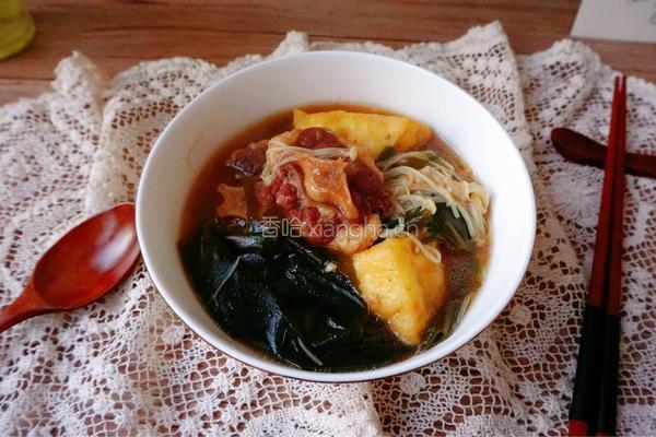 牛尾裙带金针菇豆泡汤的做法图解9