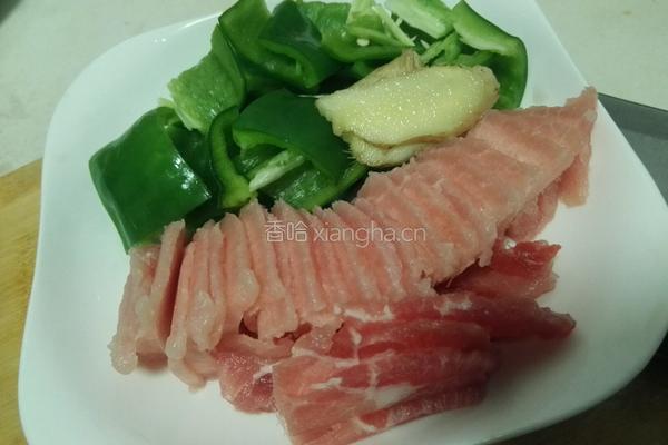 青椒肉片的做法图解2