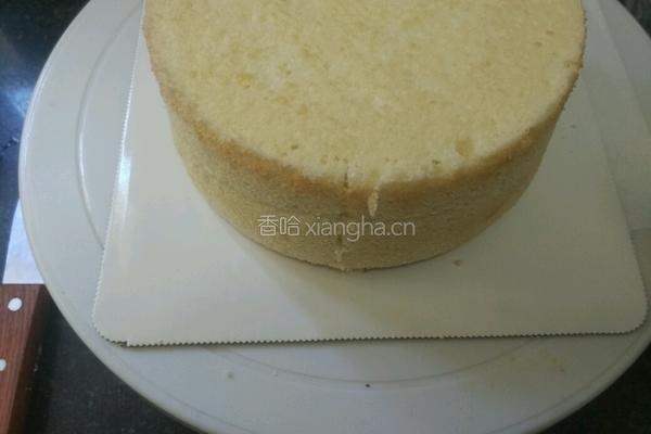 万圣节巧克力淋面蛋糕的做法图解1