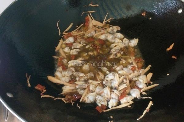 酸辣蚬子肉的做法图解3