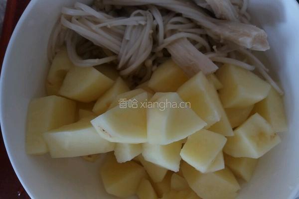 电饭煲红烧鸡块的做法图解3