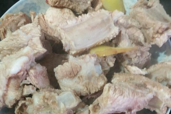 冬瓜香菇排骨汤的做法图解3