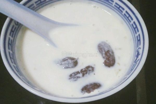 燕麦西米牛奶