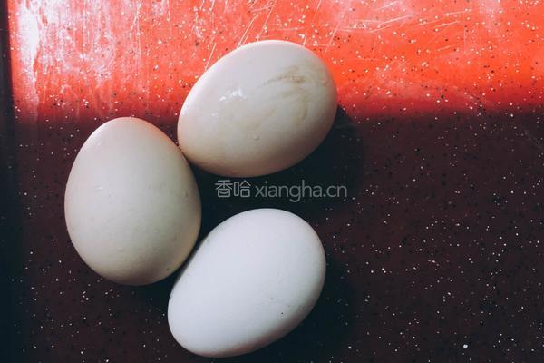 荷包蛋汤的做法图解1