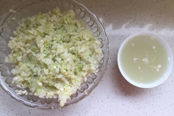 白菜馅菜龙的做法图解3