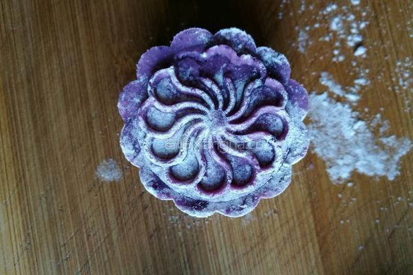 紫薯糯米饼的做法图解8
