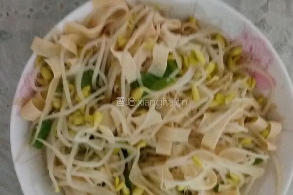 青椒豆芽炒百页的做法图解9