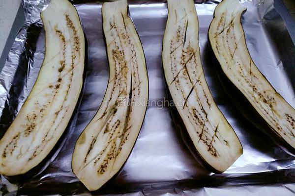 蒜蓉烤茄子的做法图解4
