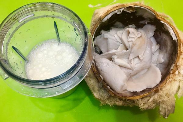 椰蓉奶冻的做法图解1